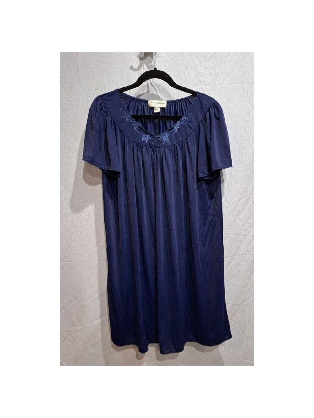 Miss Elaine PL  Satin Nightgown Navy Short Sleeve Floral Embroidered NWT A90